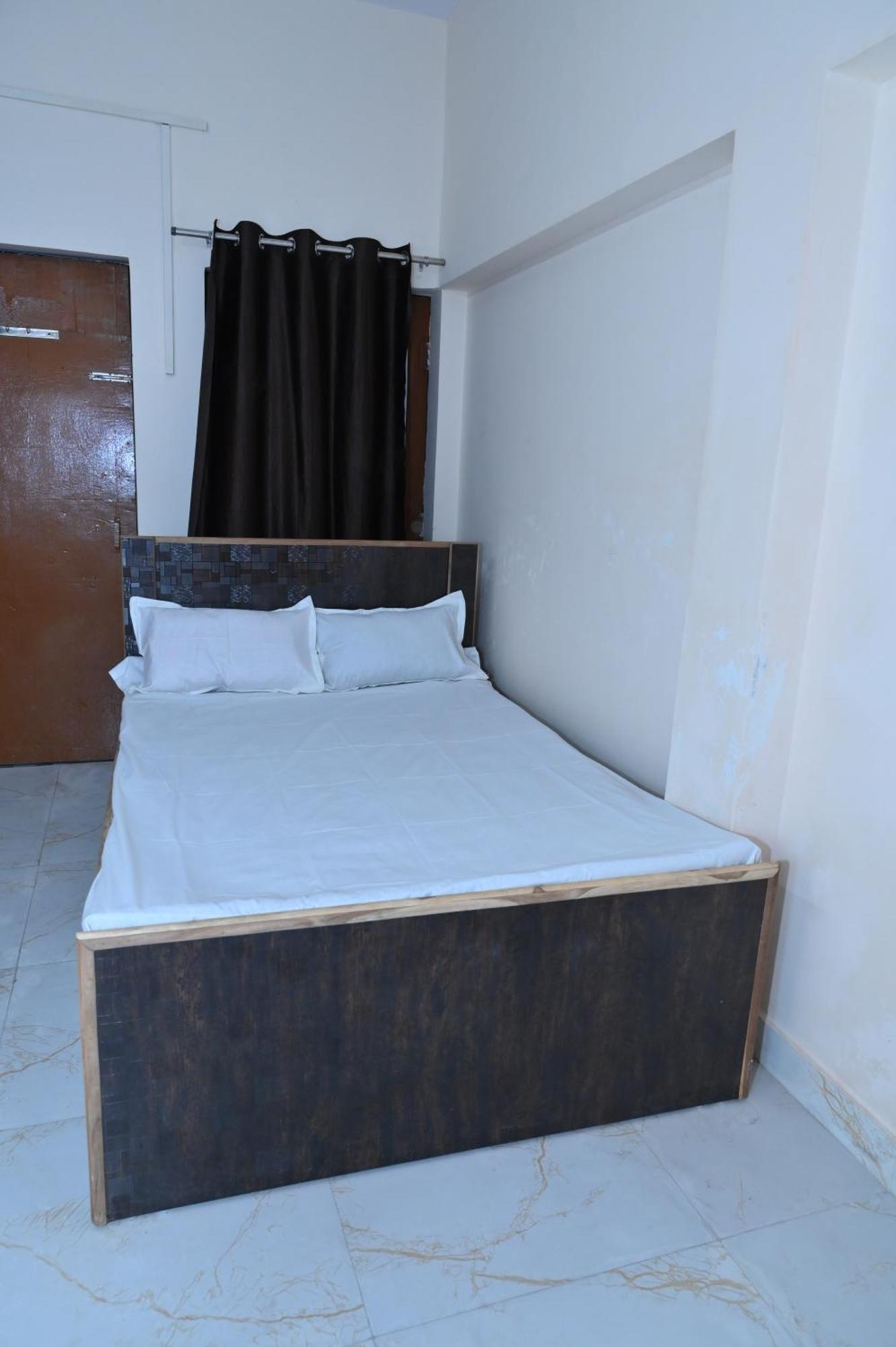 Privyrooms Gorakhpur Exterior foto